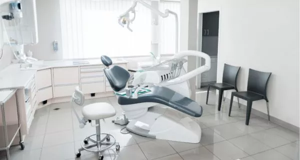 Is it safe to get dental implants in Latin America?